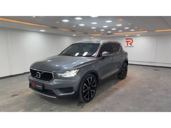 VOLVO XC40 2.0 T5 GASOLINA MOMENTUM AWD GEARTRONIC VOLVO XC40 2.0 T5 GASOLINA MOMENTUM AWD GEARTRONIC